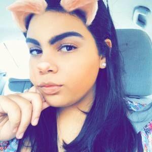 Meet your Posher, Adriana